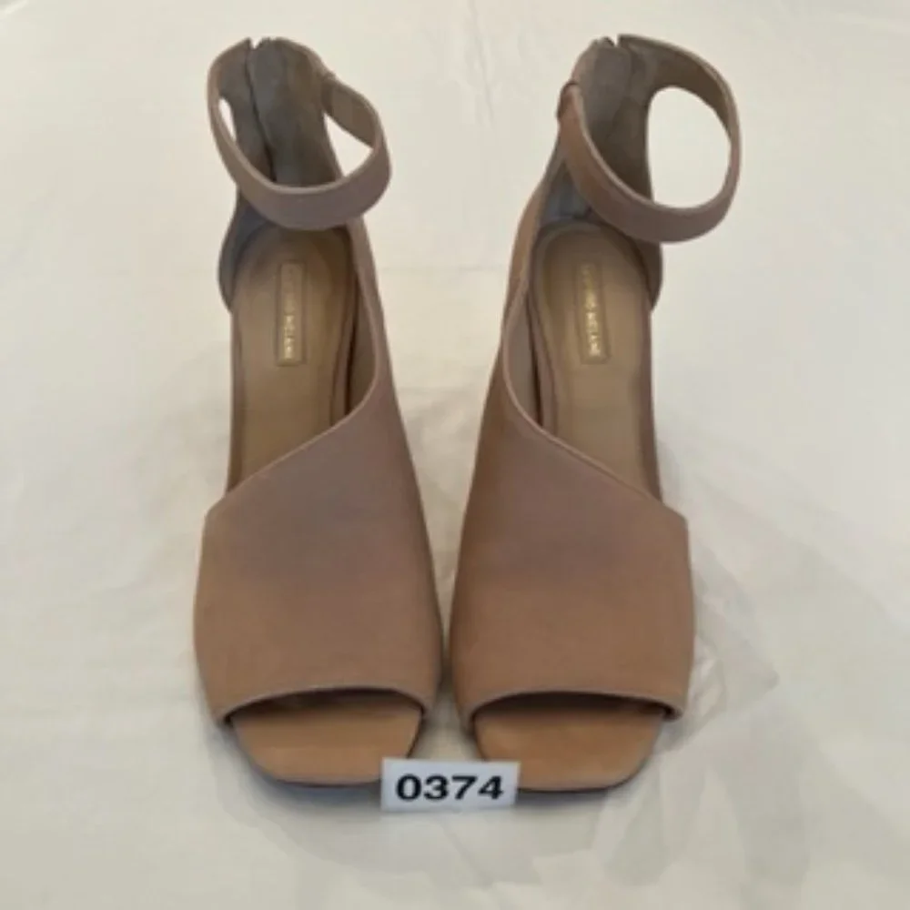 Antonio Melani High Heels. Size 9.5. Beige
